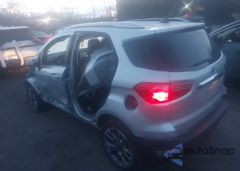 2019 Ford Ecosport Titanium z USA, uszkodzony, nr VIN MAJ6S3KL6KC267633